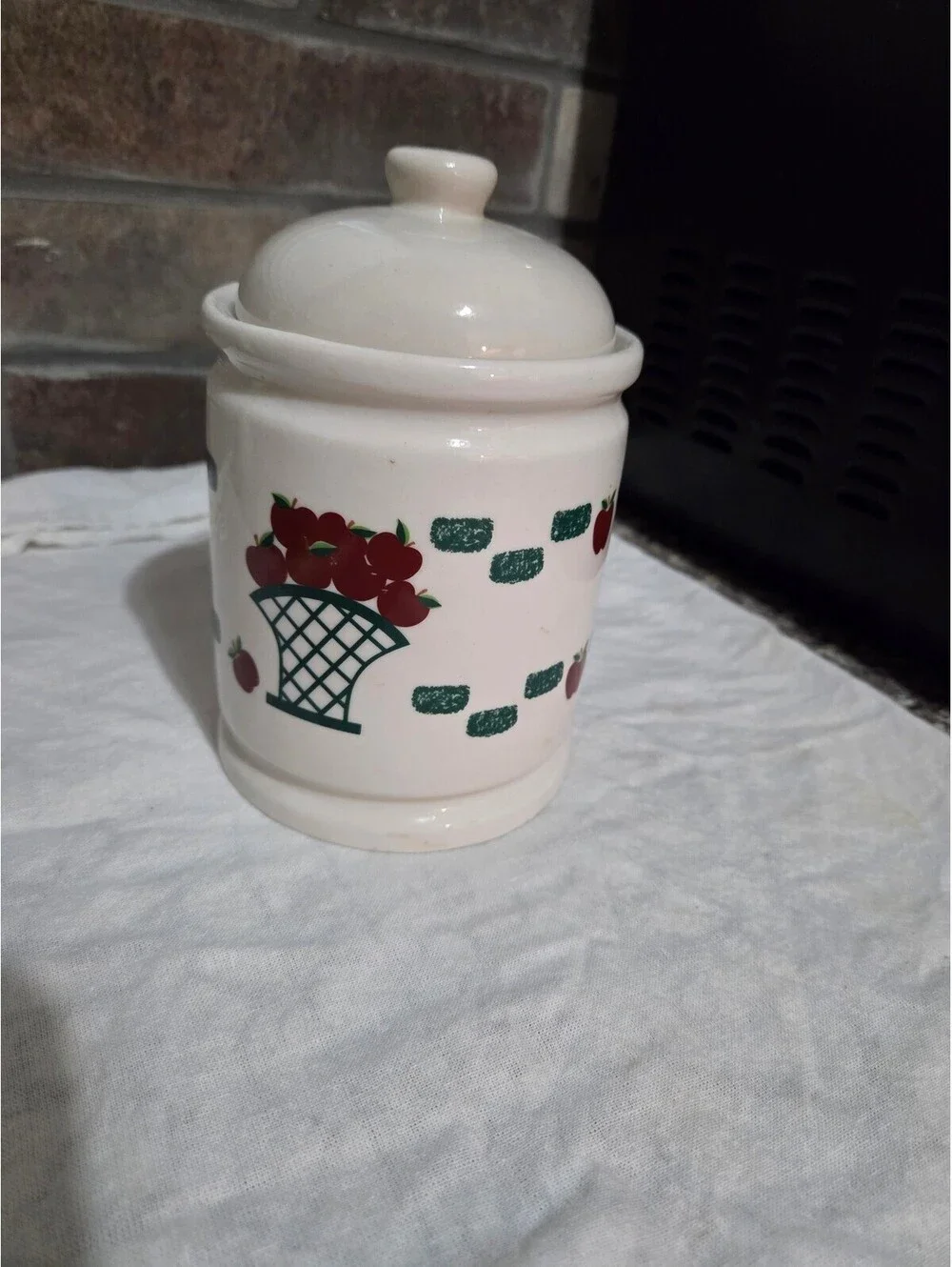 GEI Apple Stoneware